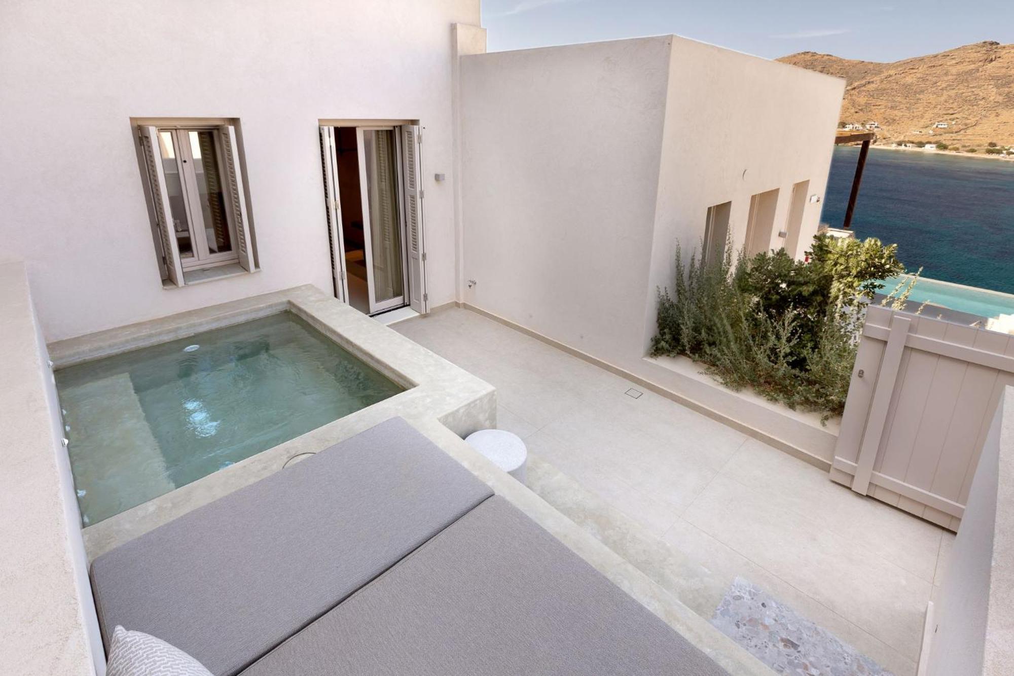Yfes Hotel Kíthnos Eksteriør billede